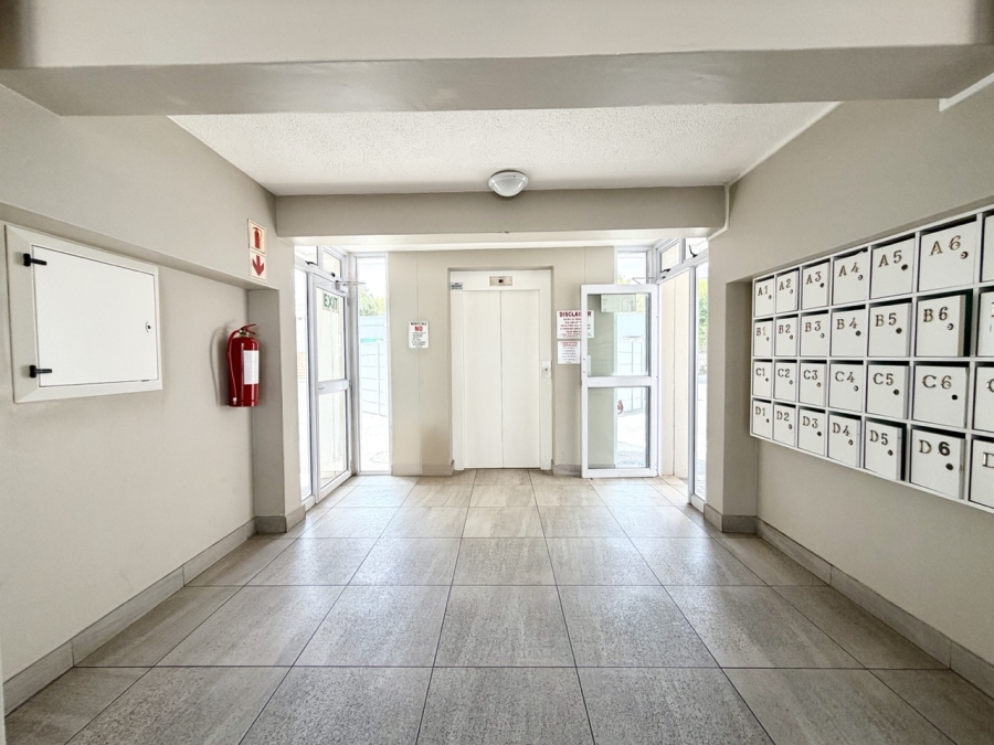 2 Bedroom Property for Sale in Beachfront Western Cape